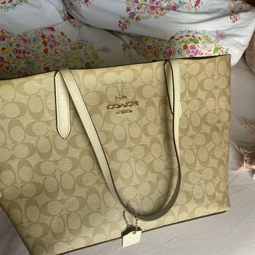 Coach purse